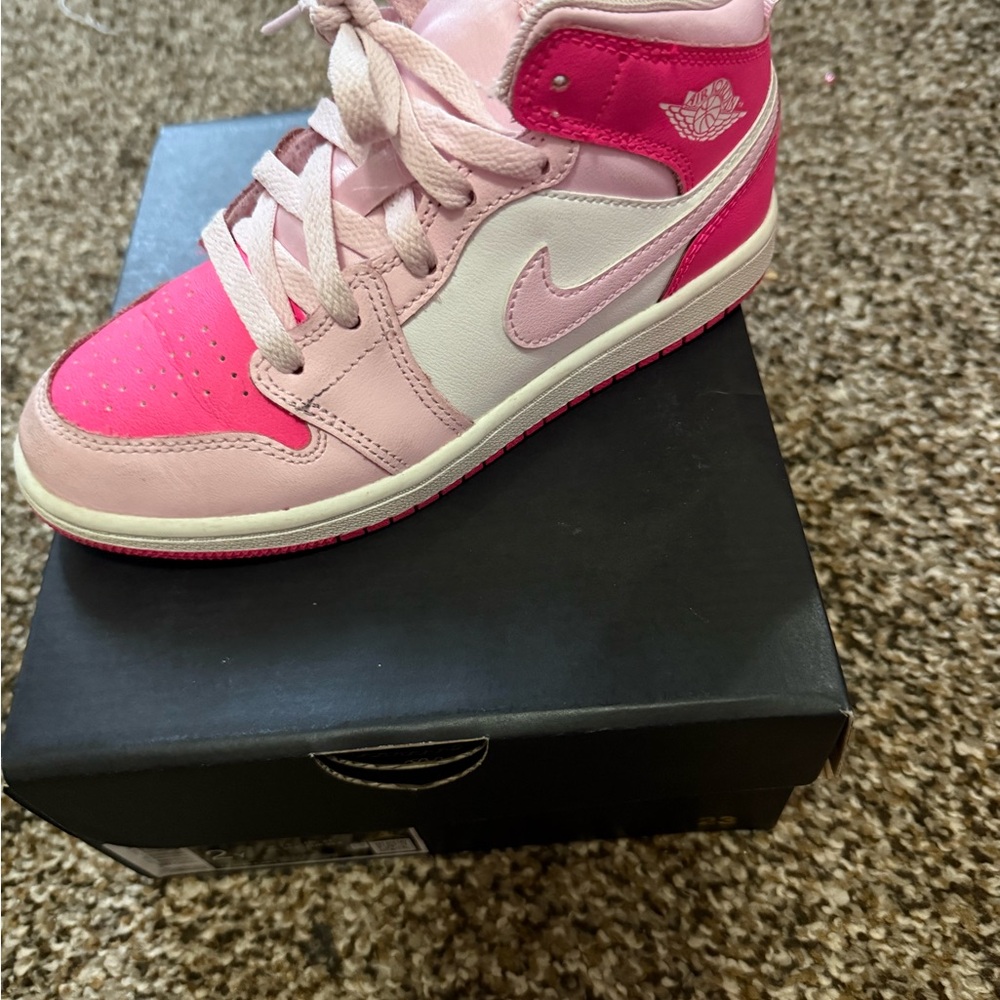 Nike Kids Sneakers - Pink and White